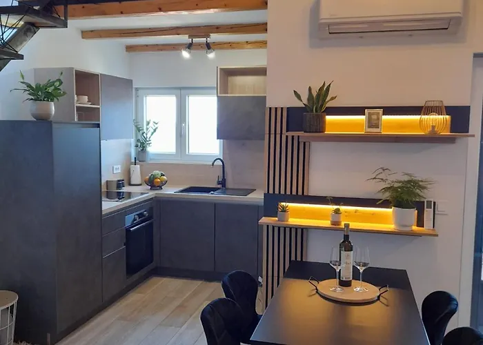 Apartman Island Dream *